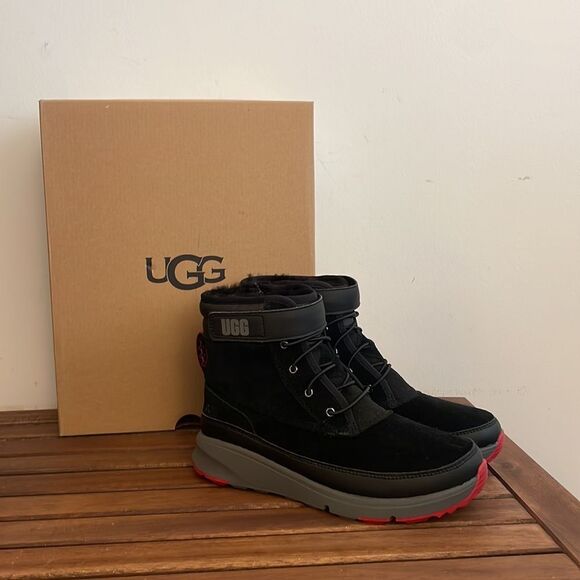 UGG Arren Weather Kid’s Boots Black Kid Size 5Y - Picture 1 of 17